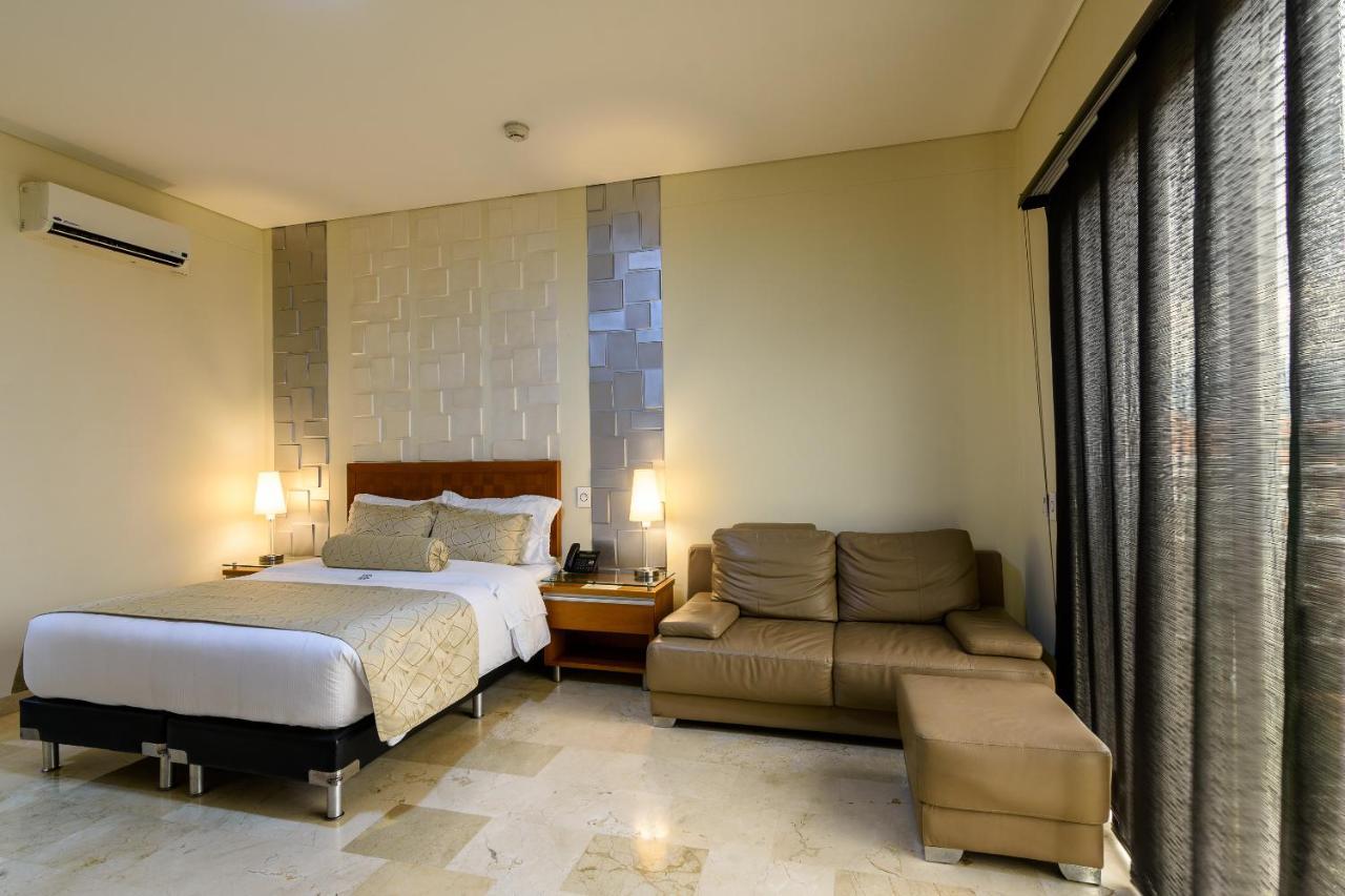 Hotel Dorado La 70 Медельїн Екстер'єр фото