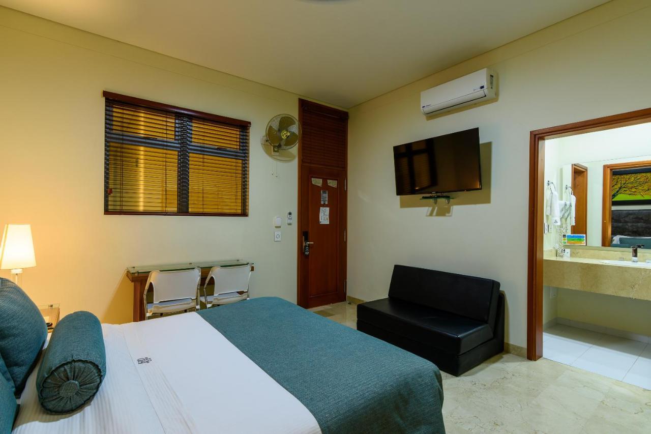 Hotel Dorado La 70 Медельїн Екстер'єр фото